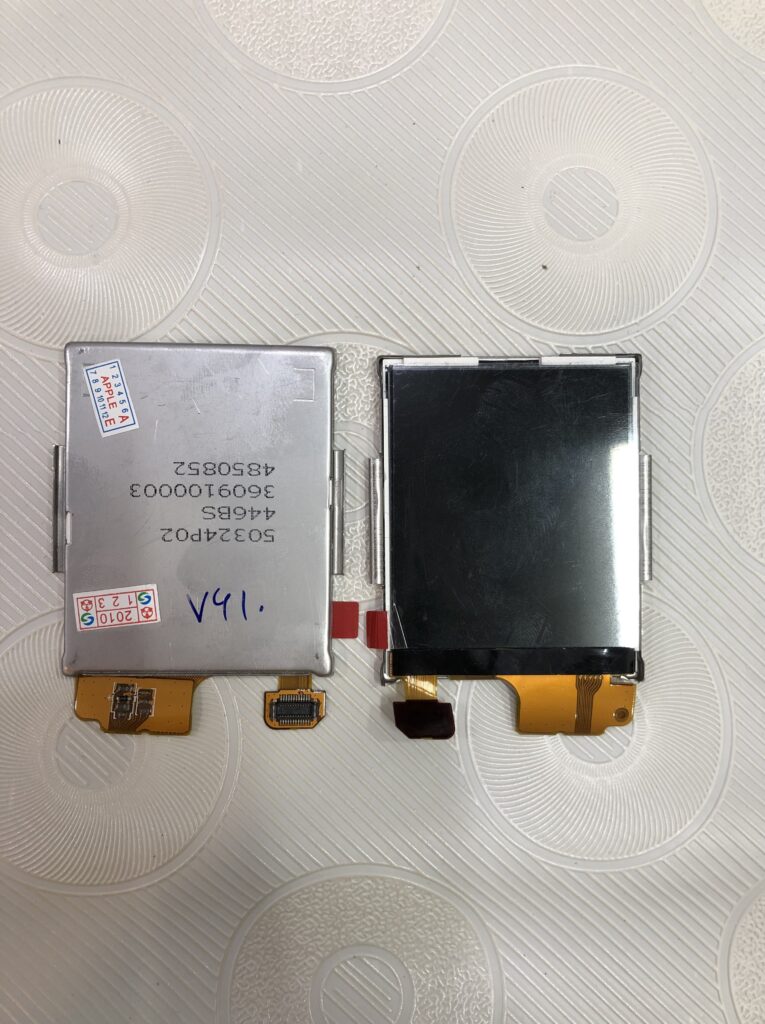 ال سی دی گوشی نوکیا  مدل ۷۶۱۰