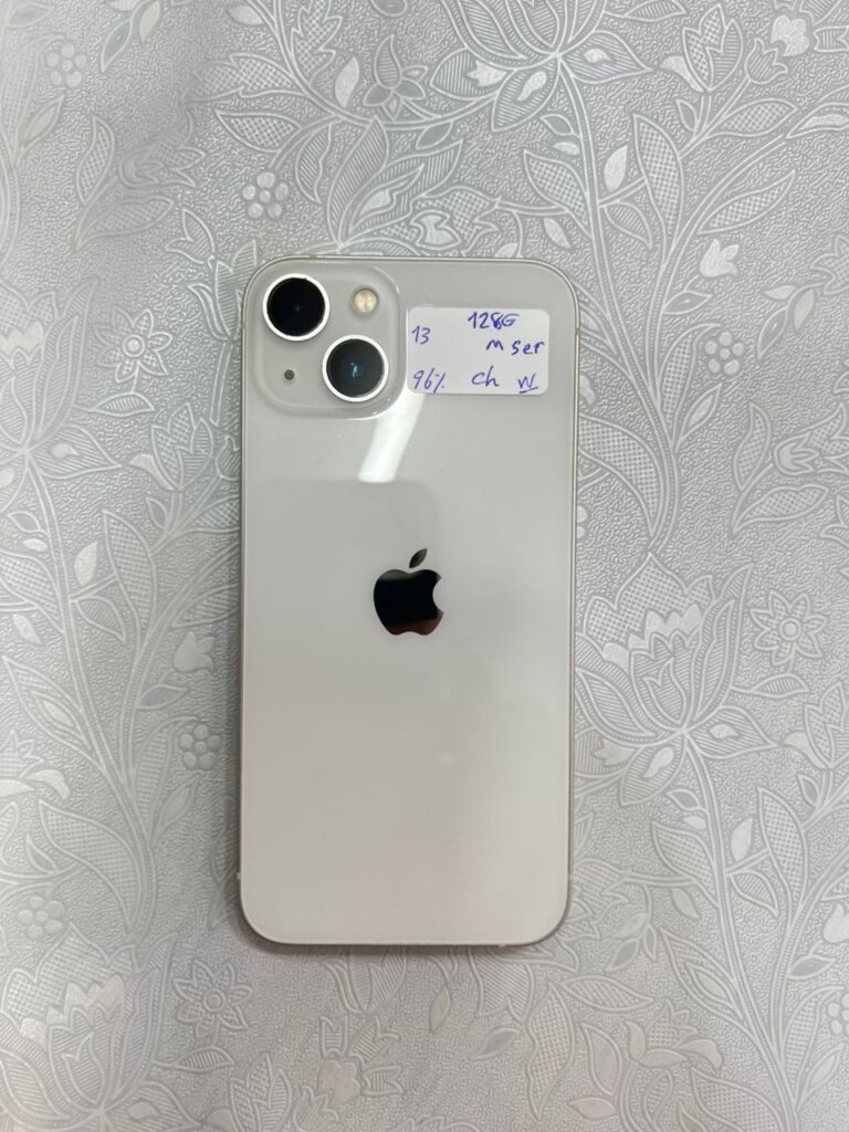 گوشی ایفون مدل ۱۳ نرمال رنگ سفید