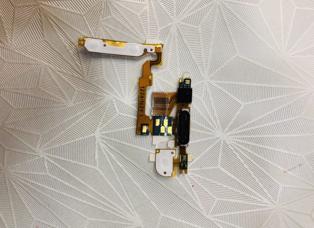 فلت اسپیکر مکالمه گوشی سونی اریکسون مدل C902