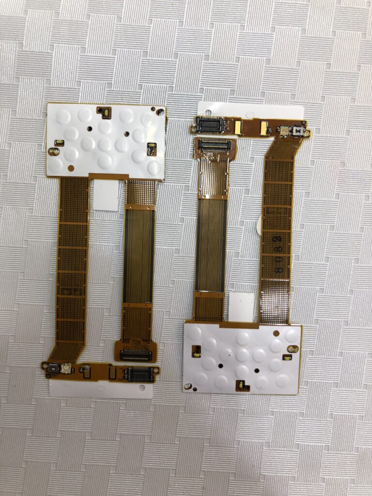 فلت بین گوشی نوکیا مدل E65