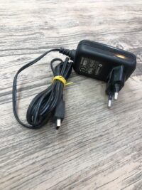 شارژر گوشی موتورلا مدل V3