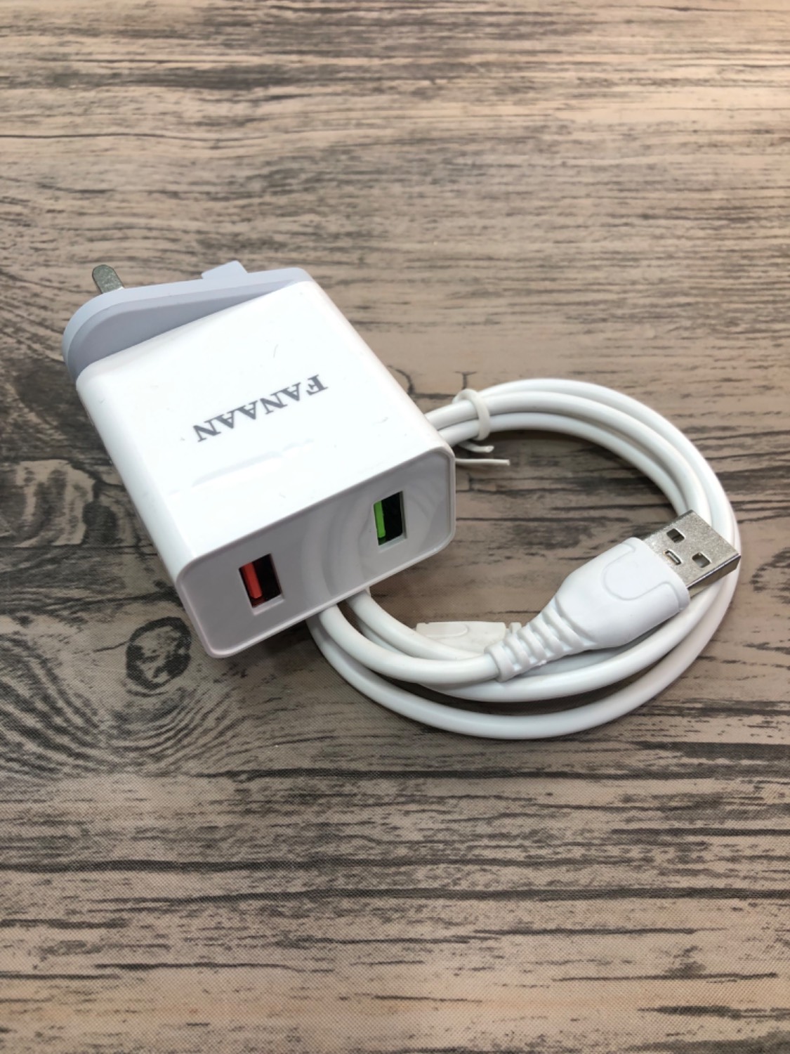 شارژر ایفون lightning مدل CH-10